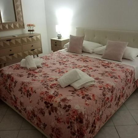 نابولي Plebiscito Home المظهر الخارجي الصورة